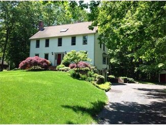 20 Lantern Ln, Wrentham, MA 02093