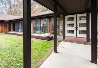 21 Arthursburg Rd, Lagrangeville, NY 12540