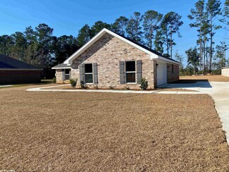 20139 Heathrow Dr, Silverhill, AL 36576