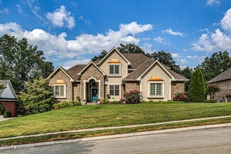1040 Oak Chase Blvd, Lenoir City, TN 37772