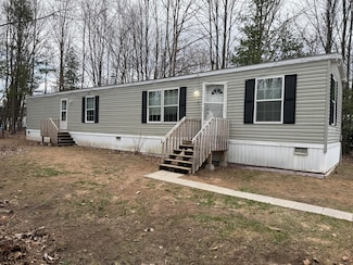 18 Spaulding Dr, Plattsburgh, NY 12901