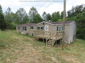 1284 Reed Dr, Charleston, WV 25320