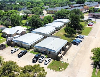 1601 S College Ave, Bryan, TX 77801