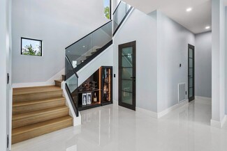 8387 Sawpine Rd, Delray Beach, FL 33446