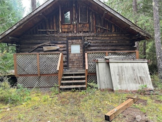 20 N Deer Ct, Hoodsport, WA 98548