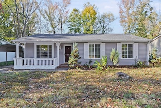 4823 Smokehollow Rd, Charlotte, NC 28227