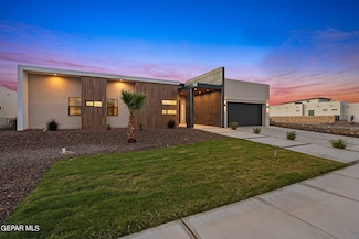 5845 Valley Palm Dr, El Paso, TX 79932