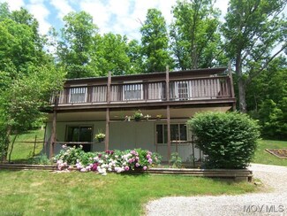 6082 Newark Rd, Walker, WV 26180