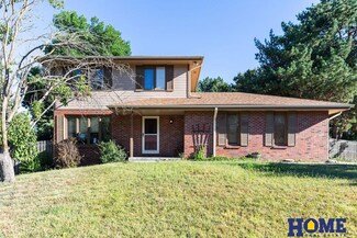 5121 S 67th St, Lincoln, NE 68516