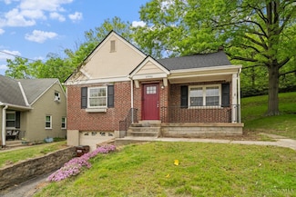 6996 Bramble Hill Dr, Cincinnati, OH 45227