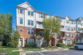 1735 Braddock Place Unit 301, Alexandria, VA 22302