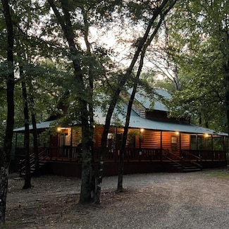 173 Alexis Ln, Broken Bow, OK 74728