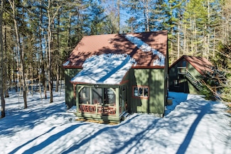 7 Back Bay Rd, Saranac Lake, NY 12983