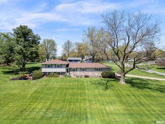 14358 Kruse Ave, Davenport, IA 52804