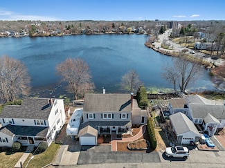 17 Castle Rd, East Weymouth, MA 02189