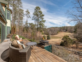 172 Summer Morning Ct, Lake Lure, NC 28746