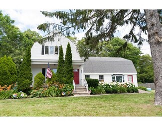 432 Nichols St, Fall River, MA 02720