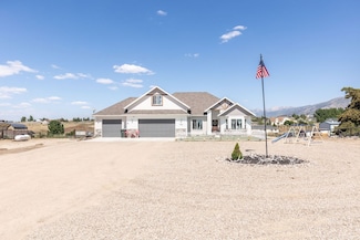 956 Oakmont Dr, Spring Creek, NV 89815