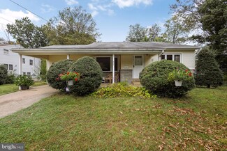 207 Juniper Dr, Cherry Hill, NJ 08003