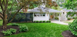 2298 Pembrook Place NE, Atlanta, GA 30324