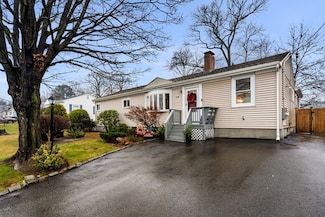 178 Carey Cir, Stoughton, MA 02072