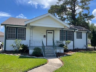 901 Poplar St, Metairie, LA 70001