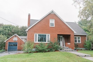 222 Hastings Ave, Endicott, NY 13760