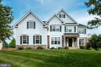 234 Honey Locust Dr, Avondale, PA 19311