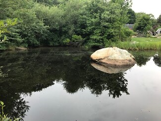7 Lighthouse Ln, Rockport, MA 01966