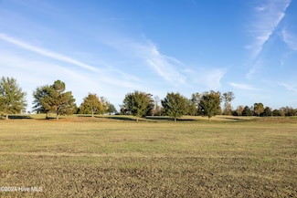 126 -128 Regency Cir, Merry Hill, NC 27957