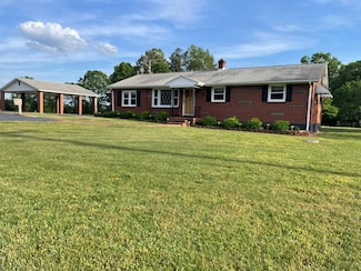 4620 E Gretna Rd, Gretna, VA 24557
