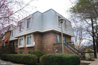 1651 S Hayes St Unit A, Arlington, VA 22202