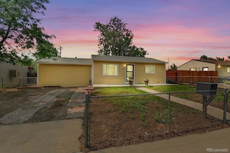 7681 Kearney Dr, Commerce City, CO 80022