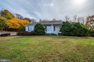 1382 Farmington Ave, Pottstown, PA 19464