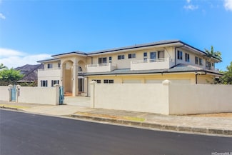 736 Ulili St, Honolulu, HI 96816