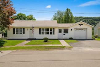 16 Stoll St, Port Jervis, NY 12771