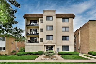 6850 N Northwest Hwy Unit 4B, Chicago, IL 60631