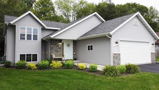 2068 Josephine Ln, Kronenwetter, WI 54455
