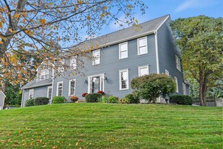 26 Brentwood Dr, Shrewsbury, MA 01545