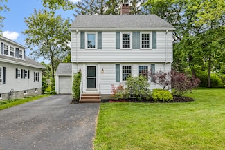 16 Wellwood Rd, Portland, ME 04103