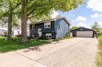 1326 Davis Ave, Grinnell, IA 50112