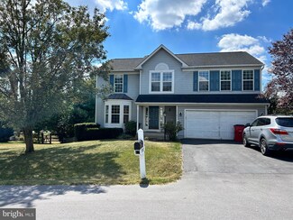 19507 Portsmouth Dr, Hagerstown, MD 21742