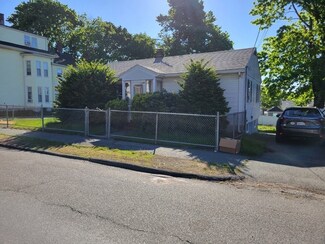 100 Lincoln Ave, Saugus, MA 01906