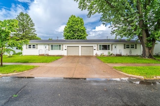 1015-1017 N 10th Ave, Wausau, WI 54401