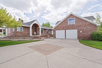 21421 Belknap Dr, Bend, OR 97701