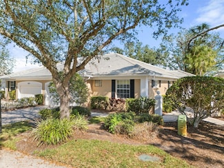 905 Barclay Ct Unit 30, Venice, FL 34293