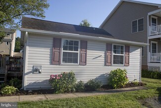 1213 Oak Ave, Shady Side, MD 20764