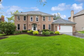 3022 Woods Creek Ln, Algonquin, IL 60102