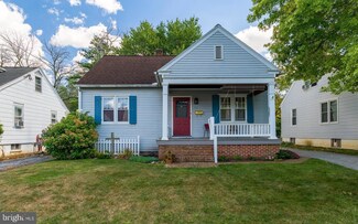 233 E Ferdinand St, Manheim, PA 17545