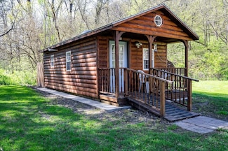 13035 Canyon Falls Rd, Mount Hope, WI 53816